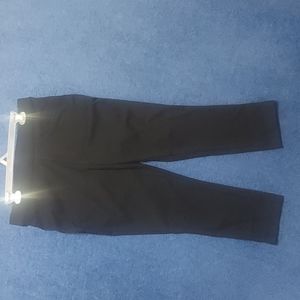 Black crop stretch pants